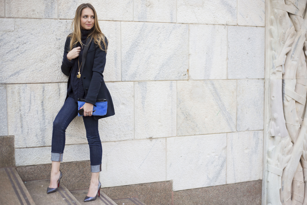 chic blue look
