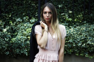 How to rock with a romantic pink dress